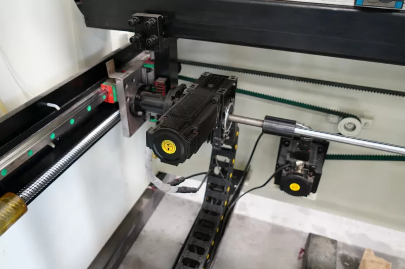Press-Brake-Machine-800×533_2