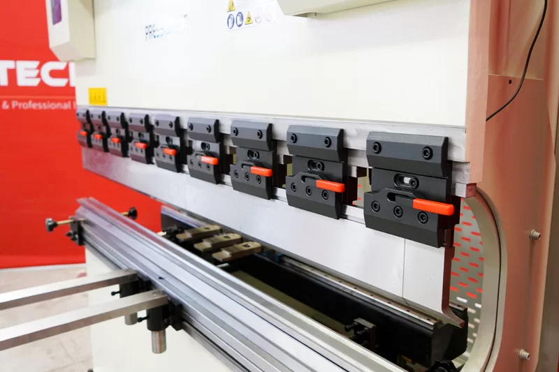 Press-Brake-Machine-800×533_3