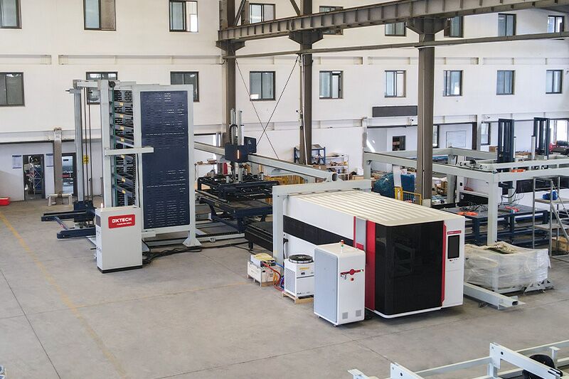 Máquina de corte láser cerrada 1530SP con carga y descarga automática y almacenamiento inteligente de material4 Máquina de corte láser cerrada 1530SP con carga y descarga automática y almacenamiento inteligente de material